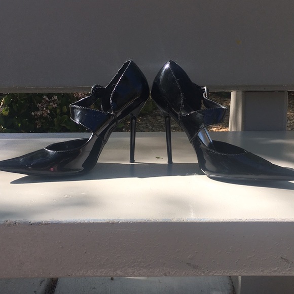 Patent leather Mary Janes…. - Picture 5 of 7